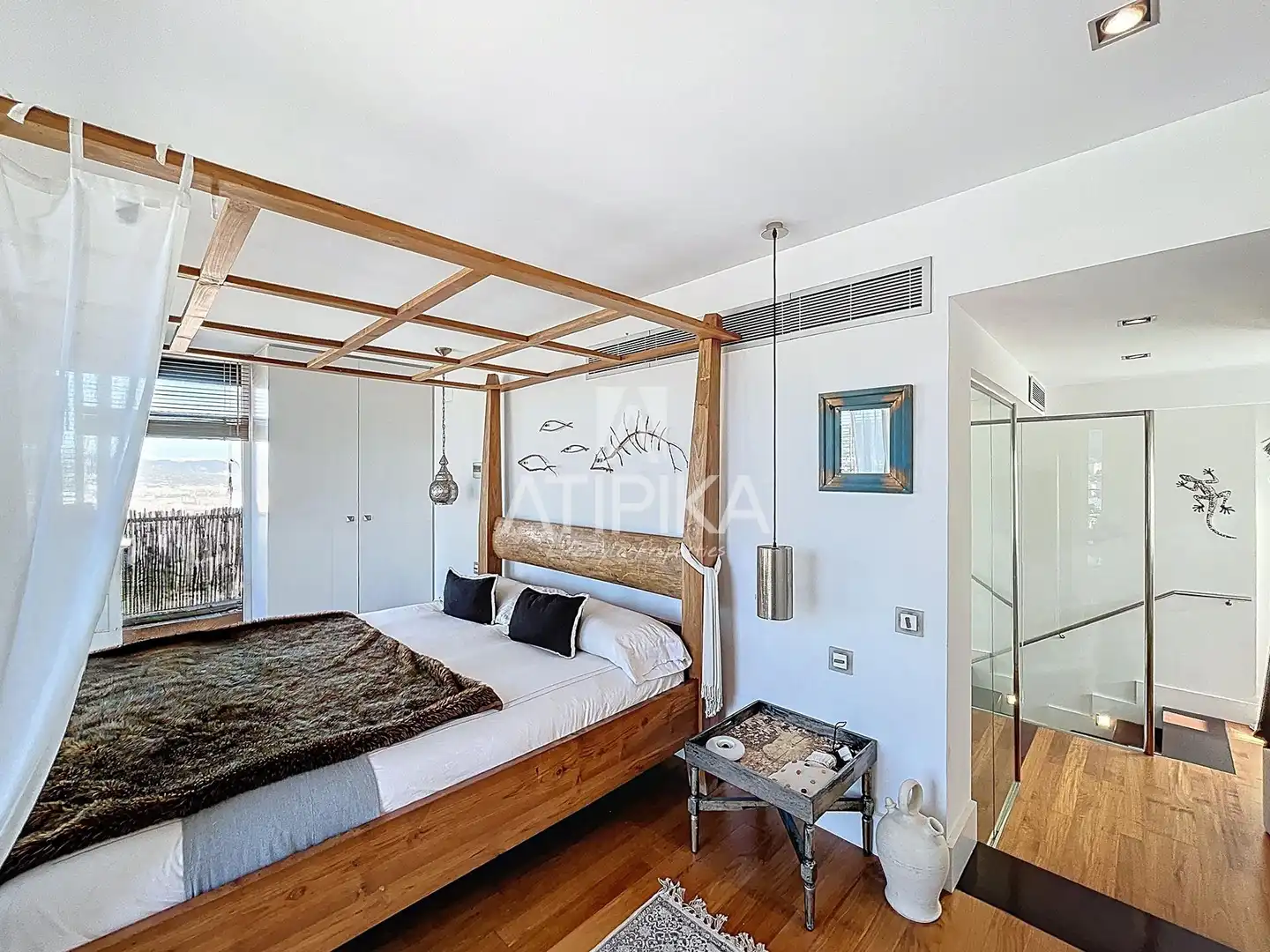 Schlafzimmer von Maisonette zum Verkauf in Barcelona mit Klimaanlage, Heizung und Terrasse