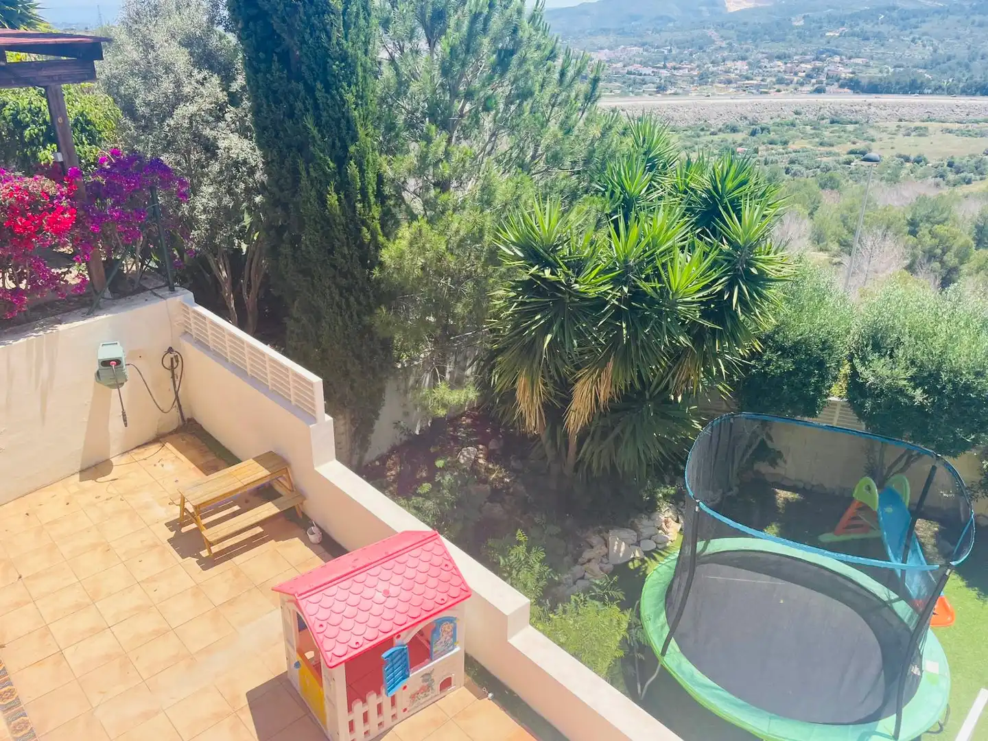Detached homes for sale in Gata