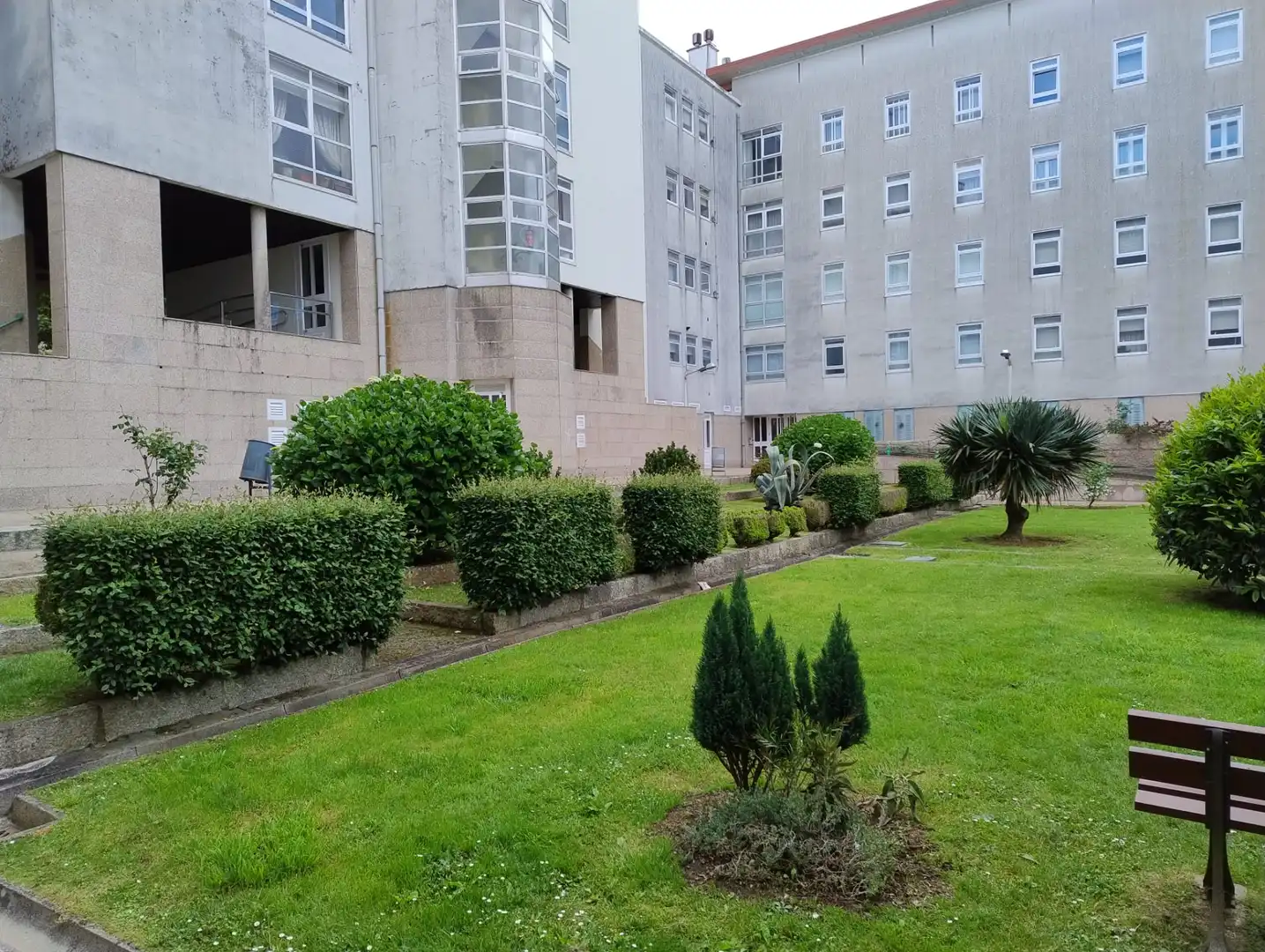 Exterior view of Flat for rent in Santiago de Compostela   with Heating, Storage room and Furnished