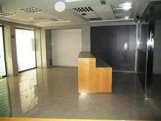 Local commercial à vendre à Martorell, imagen 3