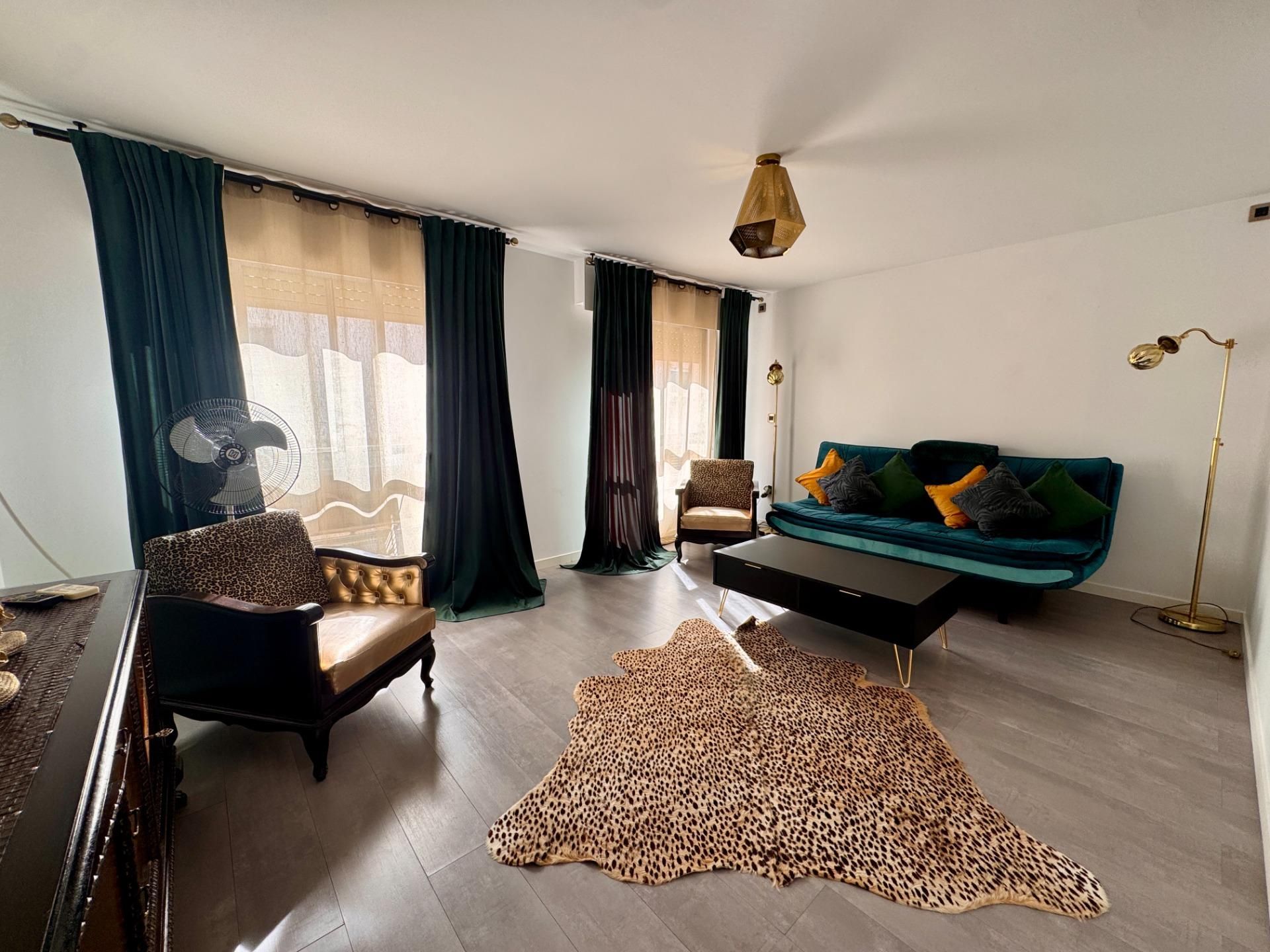 Flat to rent in Calle del Pintor Lorenzo Casanova, Ensanche - Diputación, Centro