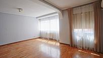 Sala d'estar de Pis en venda en  Madrid Capital amb Aire condicionat, Calefacció i Traster