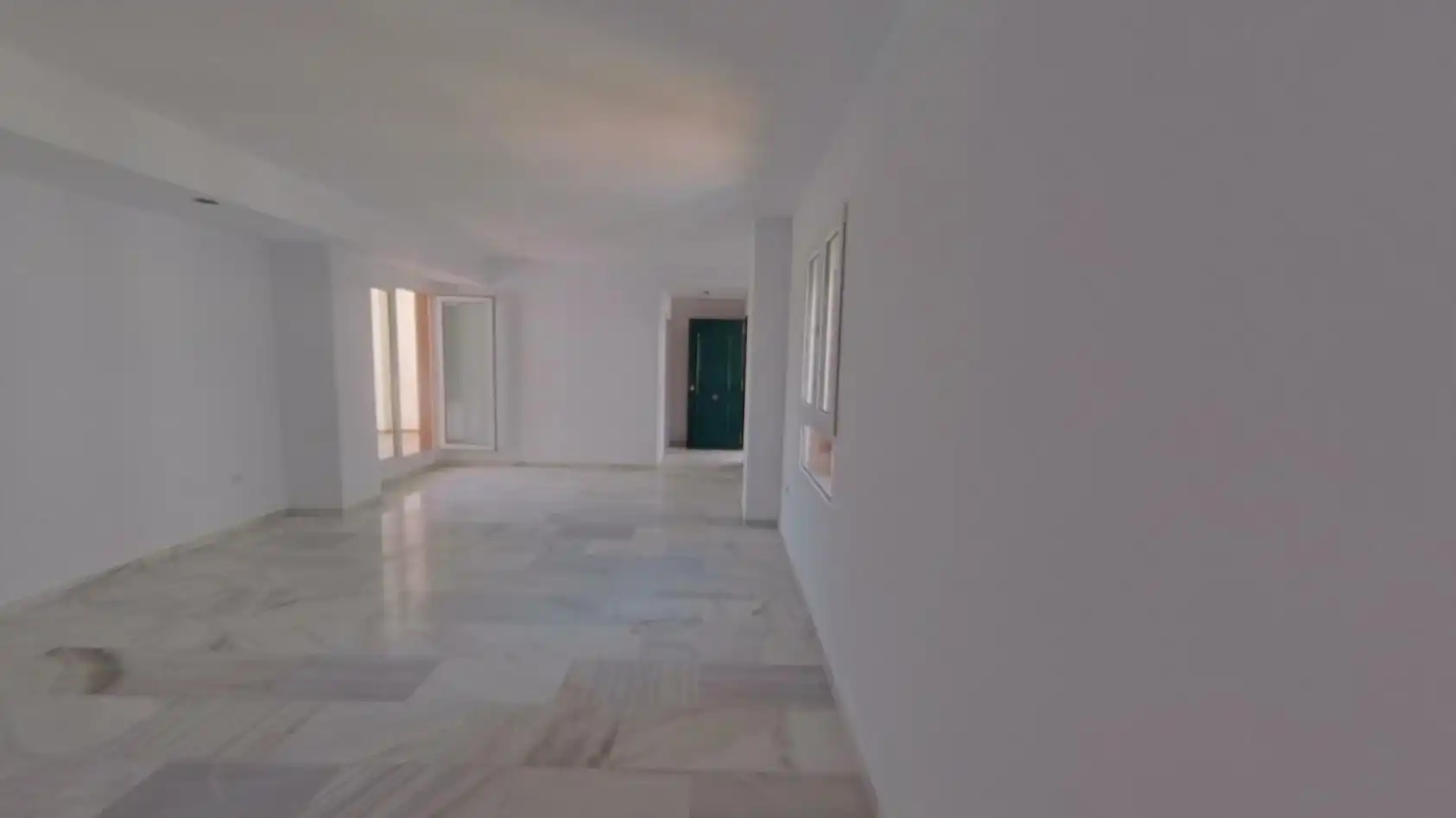 Piso en venta en Benalmádena con Trastero y Piscina