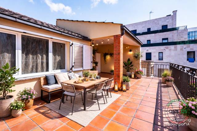 Ático en Venta en Gijón - Calle Granados, 14 en El Coto