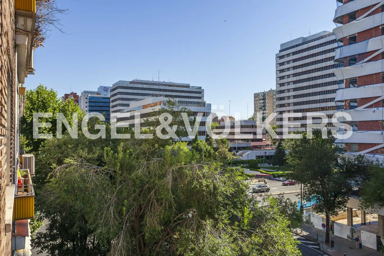 Vista exterior de Piso de alquiler en Madrid con Aire acondicionado, Calefacción y Parquet