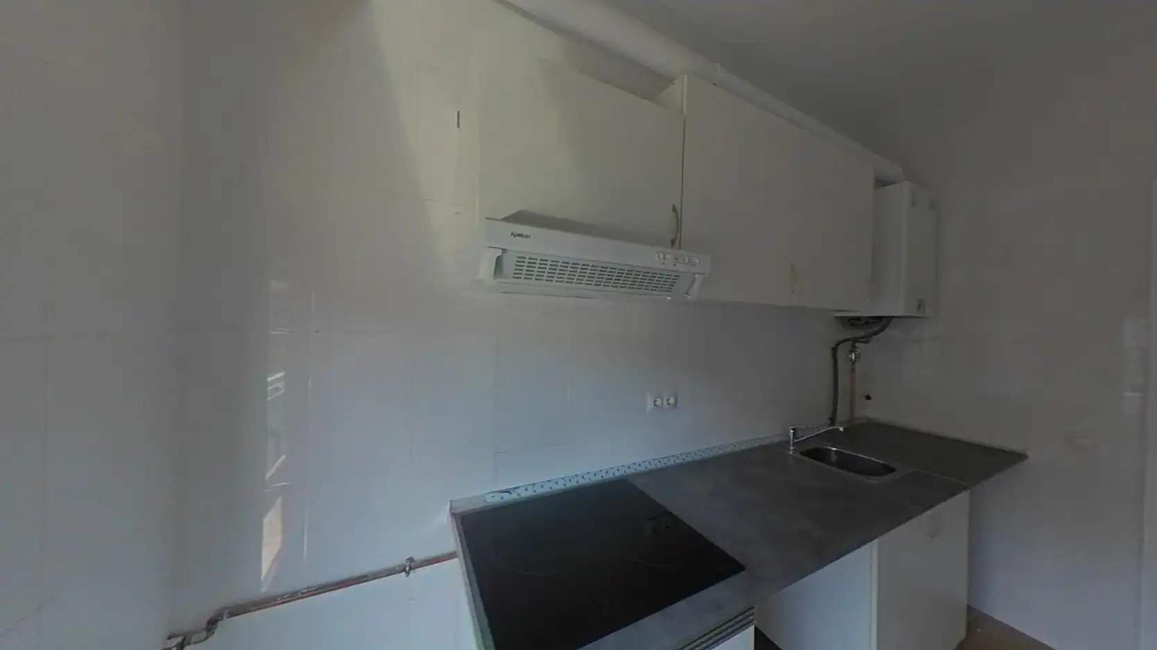Cocina de Piso en venta en Madrid con Calefacción