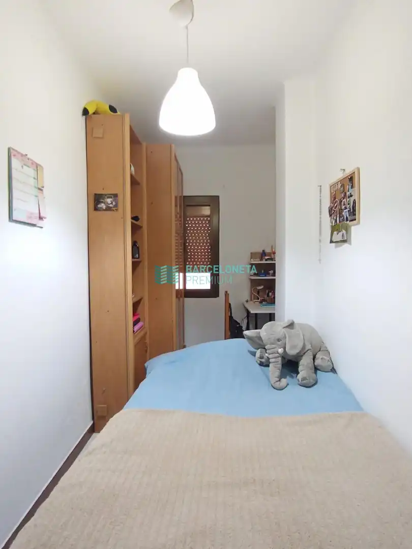 Habitación de Piso en venta en Barcelona con Calefacción, Terraza y Alarma