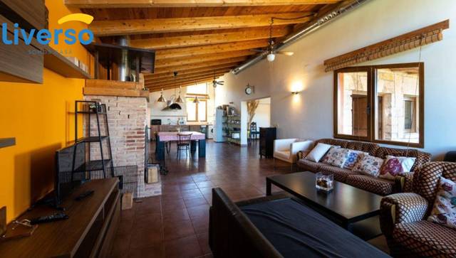 Casa-chalet en Venta en Calle IGLESIA en Sargentes de la Lora