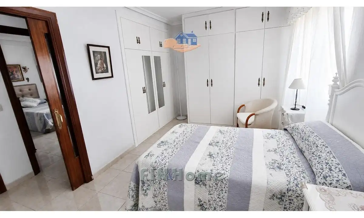 Habitación de Piso en venta en Sevilla con Amueblado