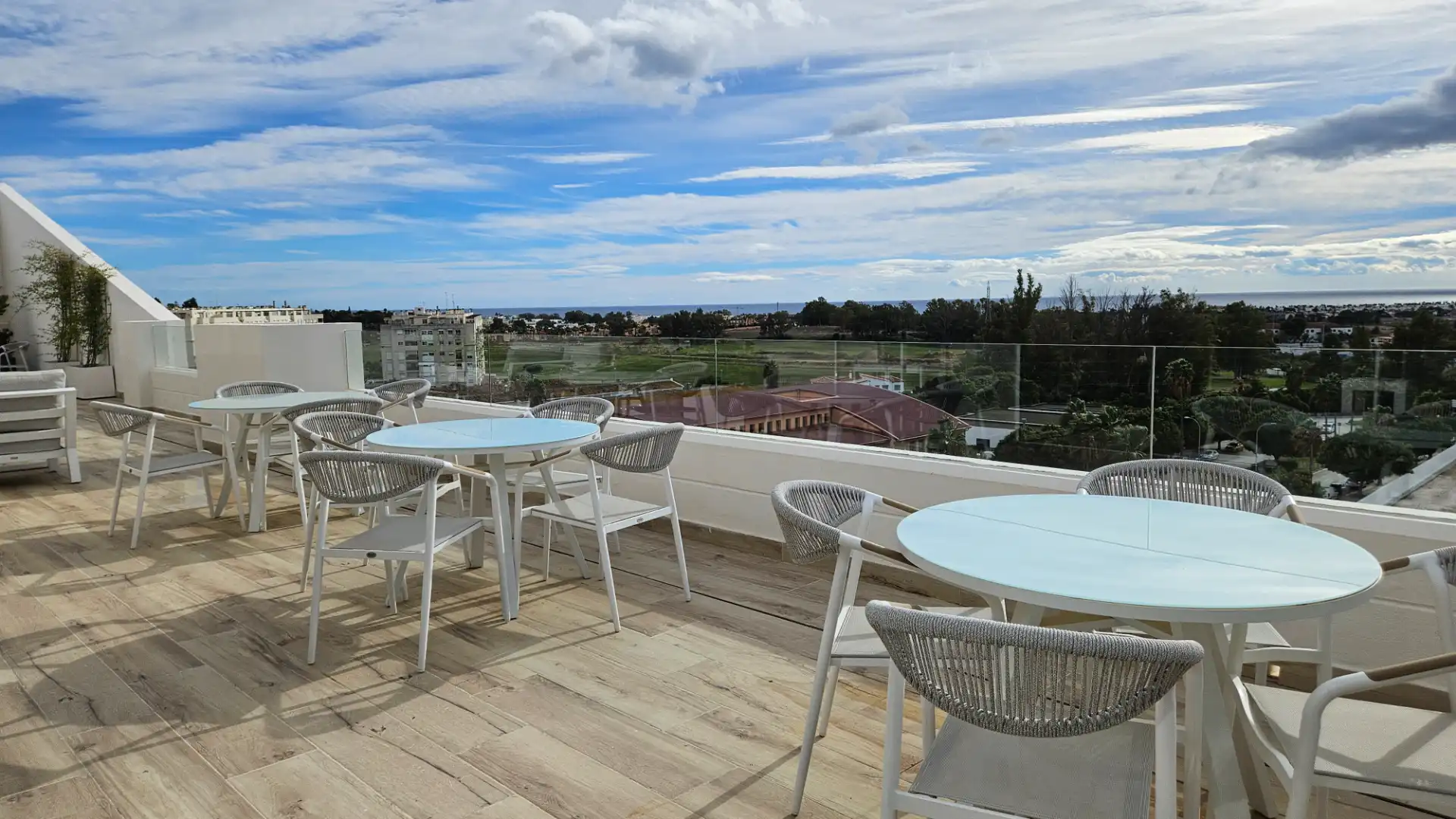 Terrassa de Pis en venda en Marbella amb Aire condicionat, Calefacció i Parquet