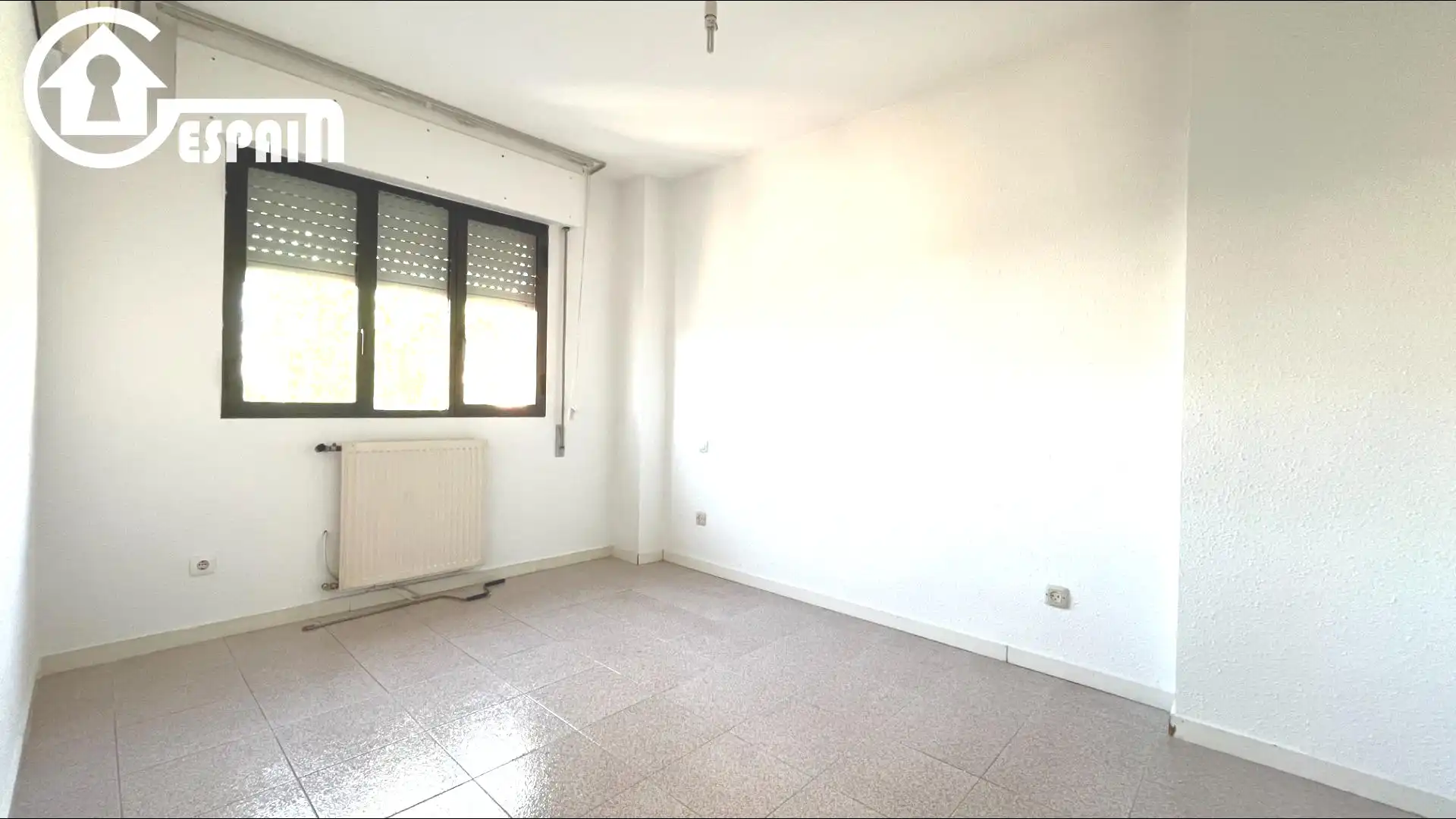 Habitación de Piso en venta en Madrid con Aire acondicionado y Calefacción
