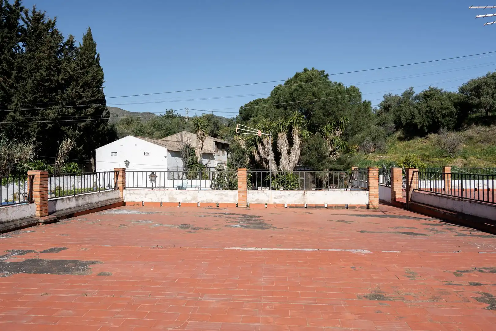 Vista exterior de Edifici en venda en Málaga