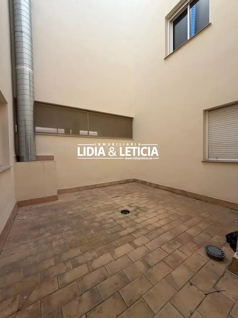 Vista exterior de Piso en venta en Alcalá de Guadaira