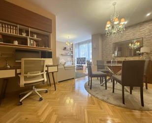 Living room of Flat for sale in  Madrid Capital  with Air Conditioner, Heating and Community pool