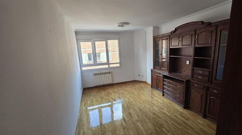 Foto 2 de Piso en venta en La Calzada, Gijón