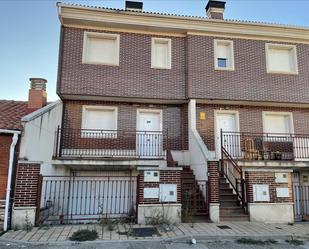 Exterior view of Flat for sale in Valladolid Capital  with Parquet flooring and Balcony