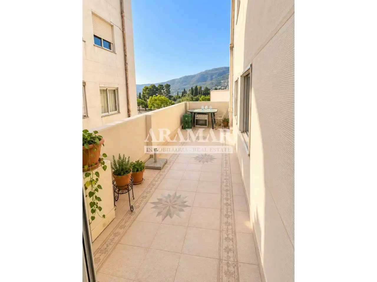 Flat for sale in Avenida Alcoi, imagen 3