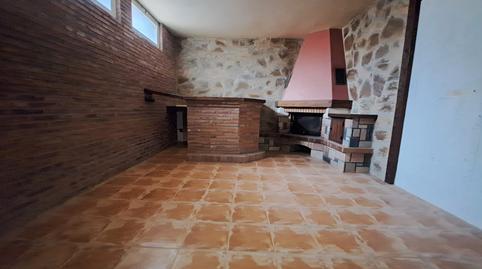 Photo 2 of House or chalet for sale in Calle Torrelapaja, Cadrete, Zaragoza