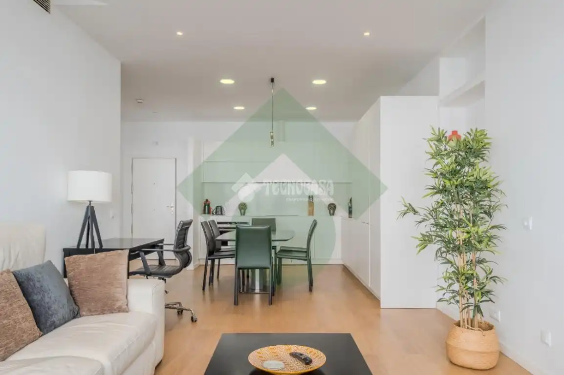 Wohnzimmer von Wohnung zur Miete in Madrid