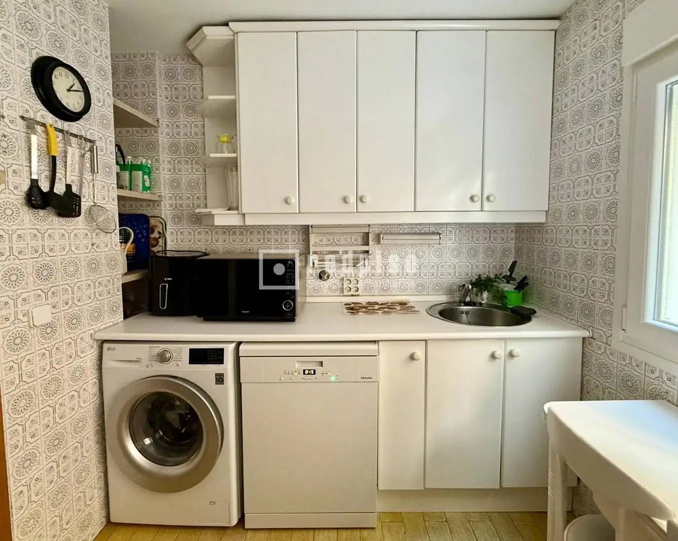 Kitchen of Flat for sale in Madrid  with Air Conditioner, Heating and Terrace