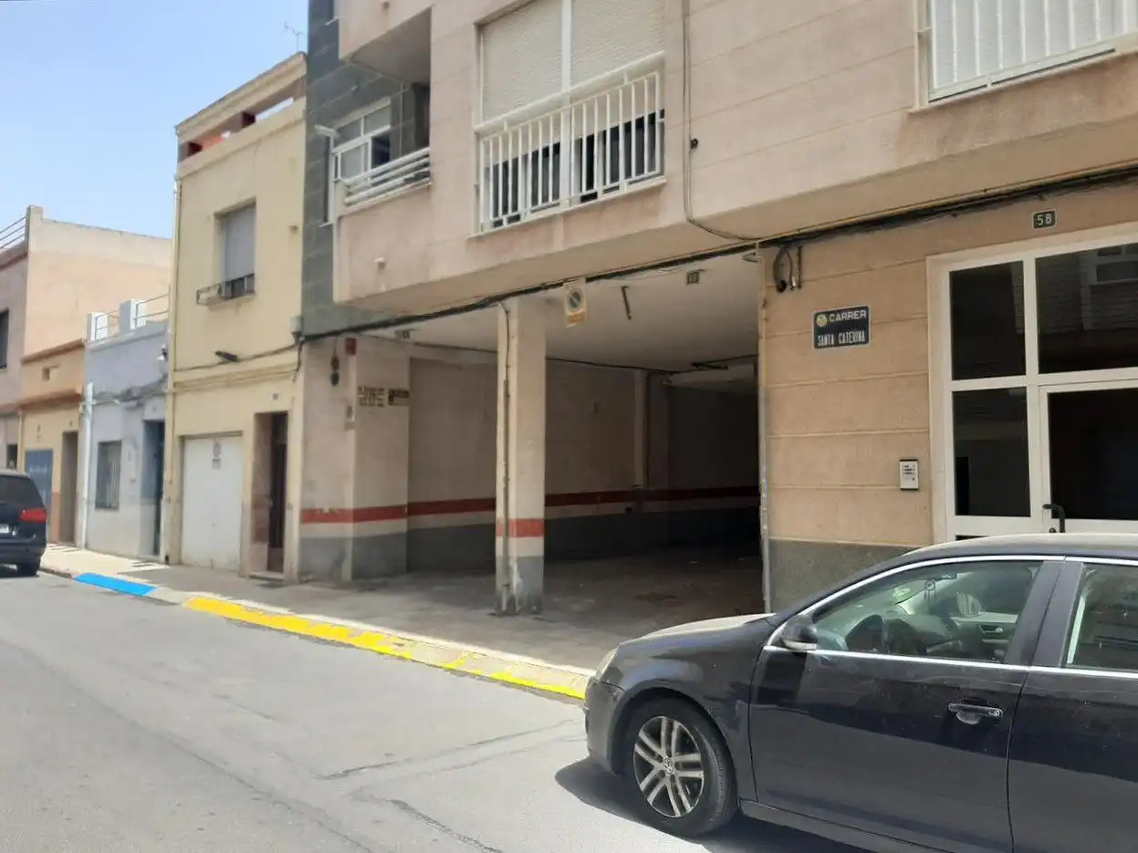 Parking for sale in Santa Caterina 60