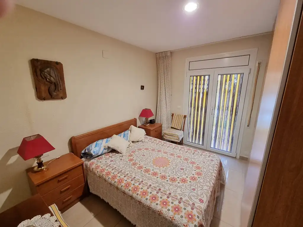 Schlafzimmer von Wohnungen zum Verkauf in Cambrils mit Klimaanlage, Privatgarten und Terrasse