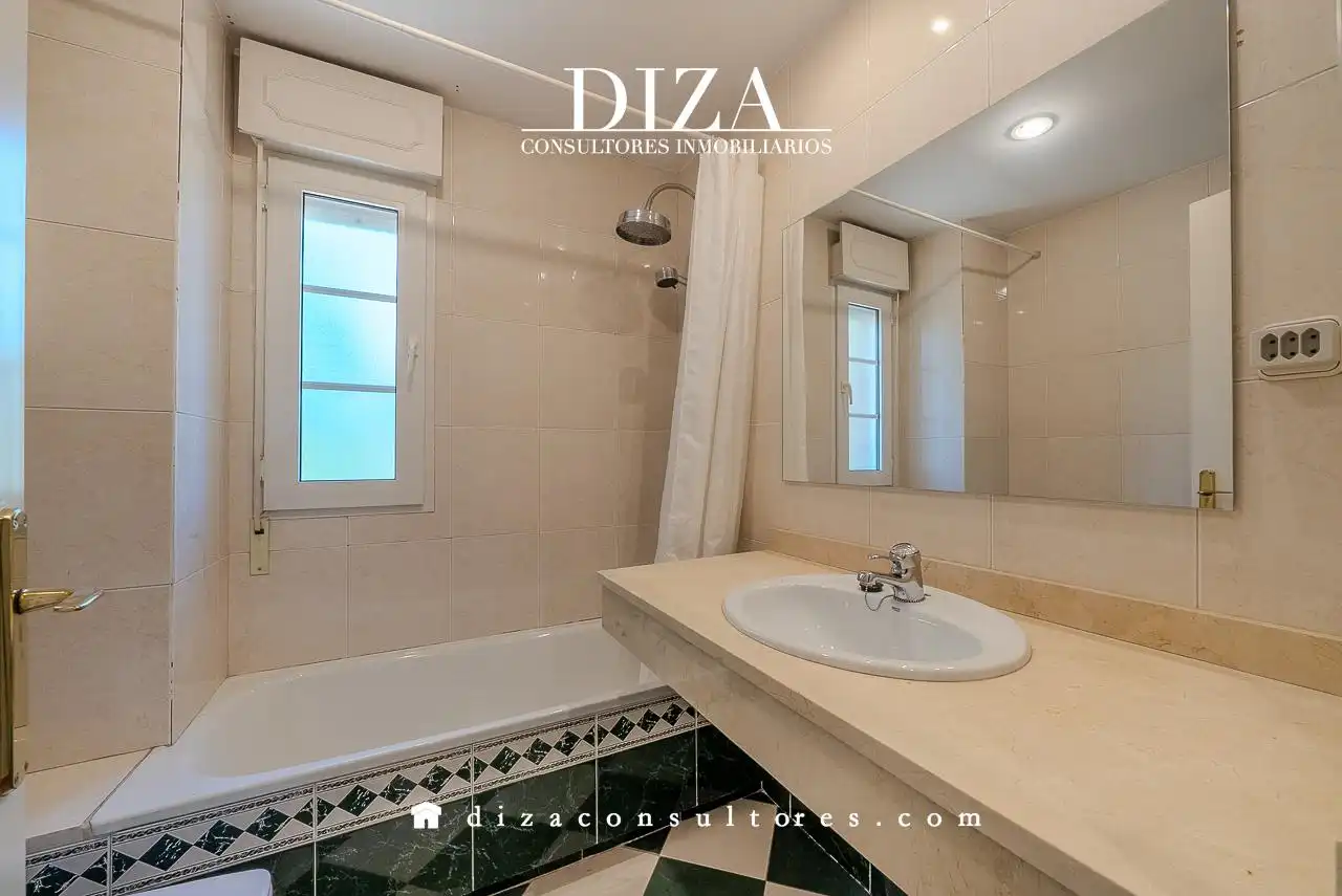 Casa con piscina en alquiler en De La Victoria, imagen 43