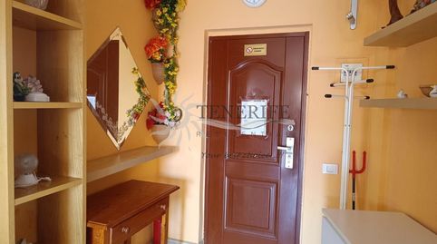 Foto 2 de Piso en venta en V Centenario, Playa de las Américas, Adeje