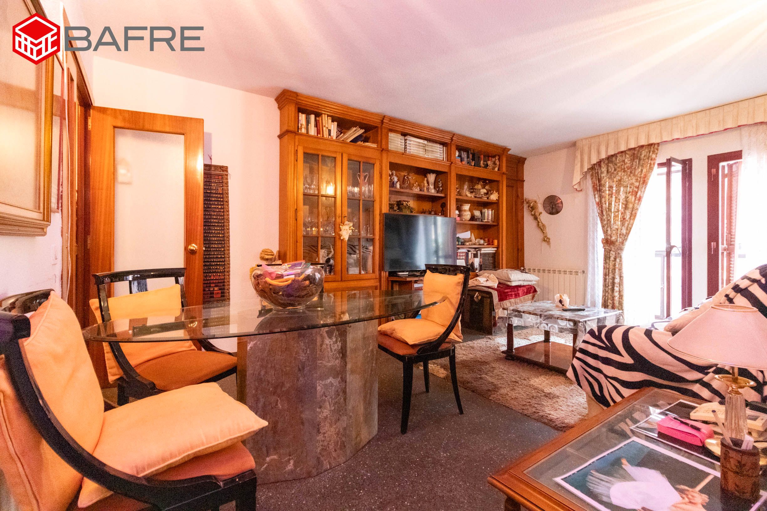 Living room of Flat for sale in  Madrid Capital  with Air Conditioner, Heating and Terrace