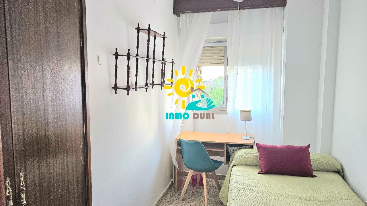 Exterior view of Flat to share in Badajoz Capital  with Heating and Furnished