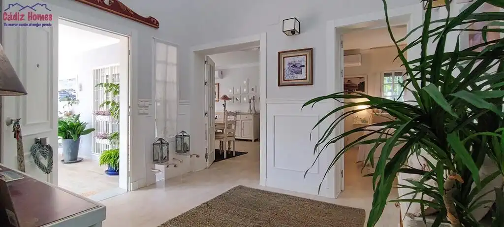 Houses for sale in Chiclana de la Frontera  with Air Conditioner, Heating and Private garden