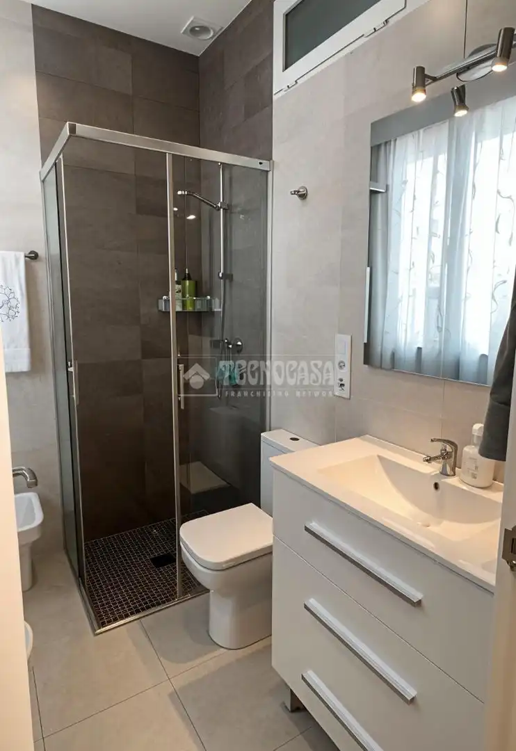 Baño de Casa o chalet en venta en Madrid con Jardín privado y Alarma