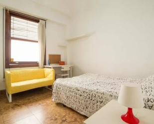Bedroom of Apartment to share in  Valencia Capital  with Furnished, Oven and Washing machine