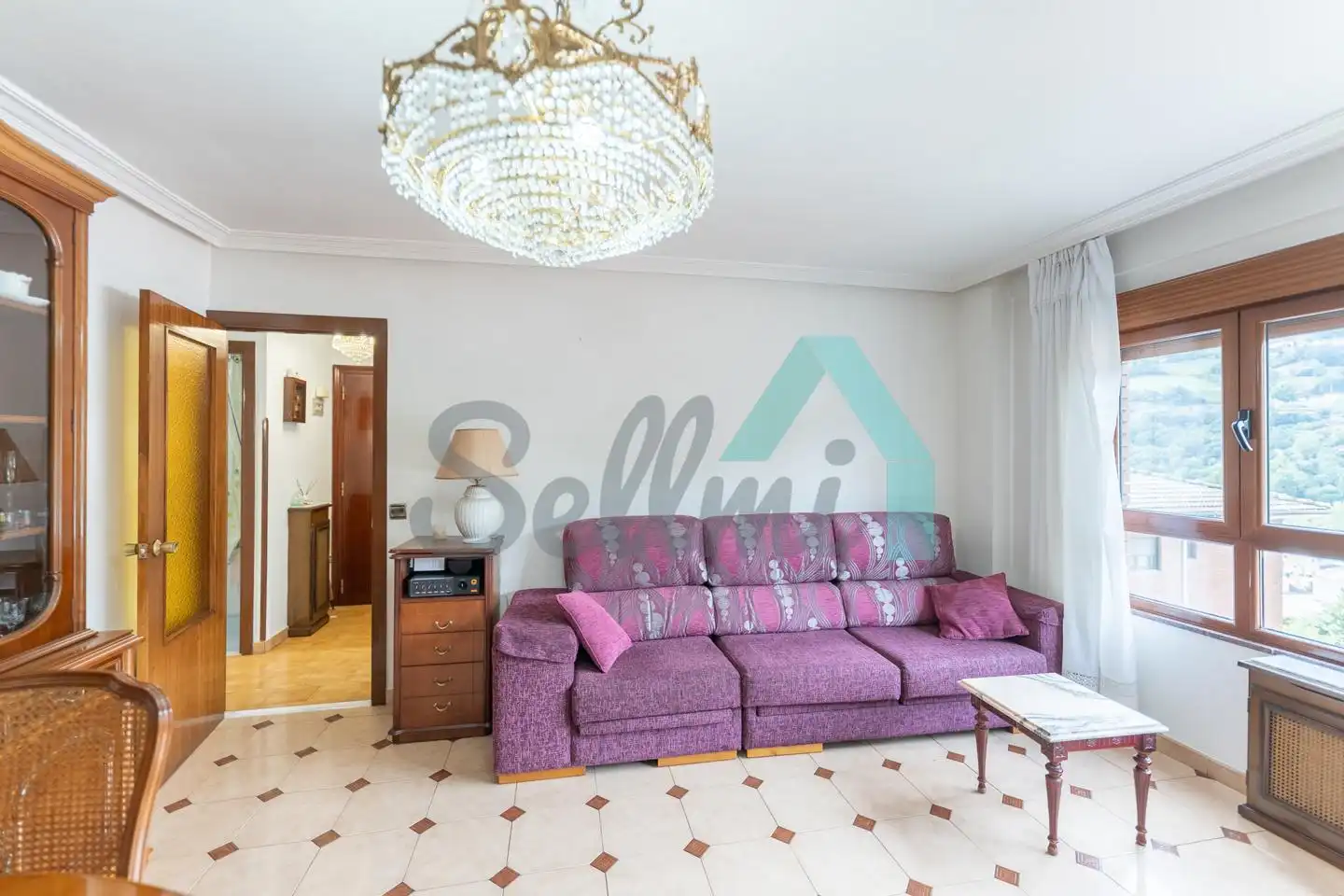 Sala de estar de Piso de alquiler en Aller con Calefacción, Trastero y Amueblado