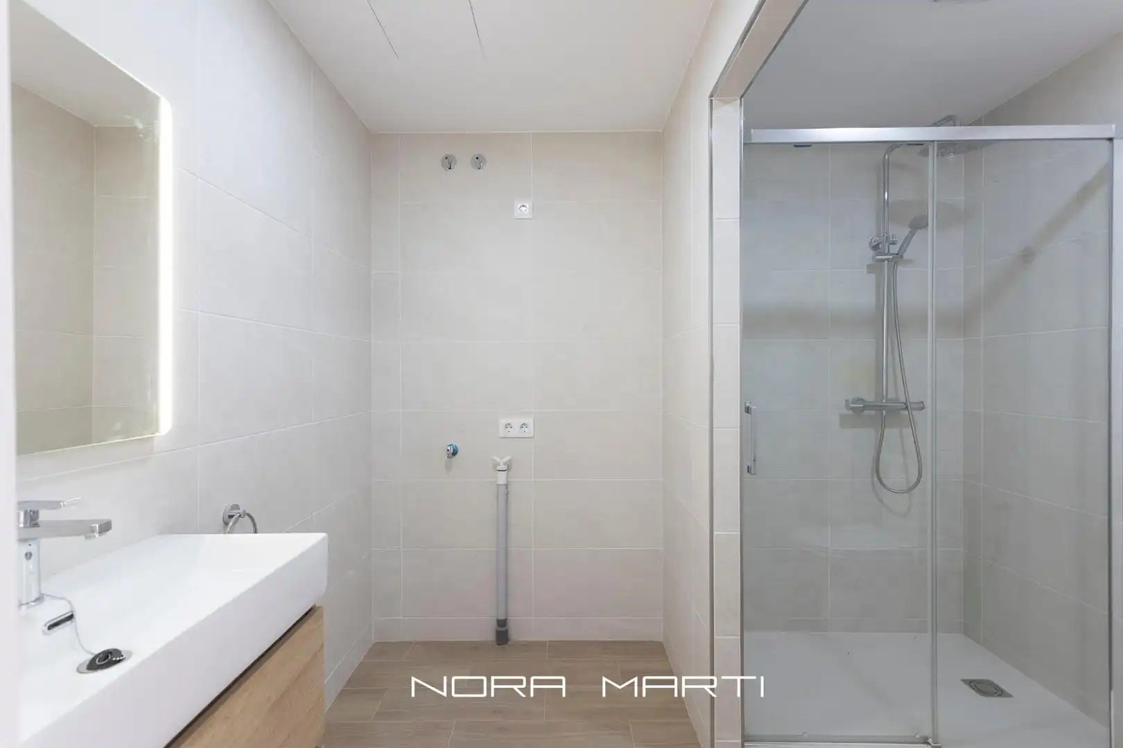 Badezimmer von Wohnung zur Miete in Barcelona mit Terrasse