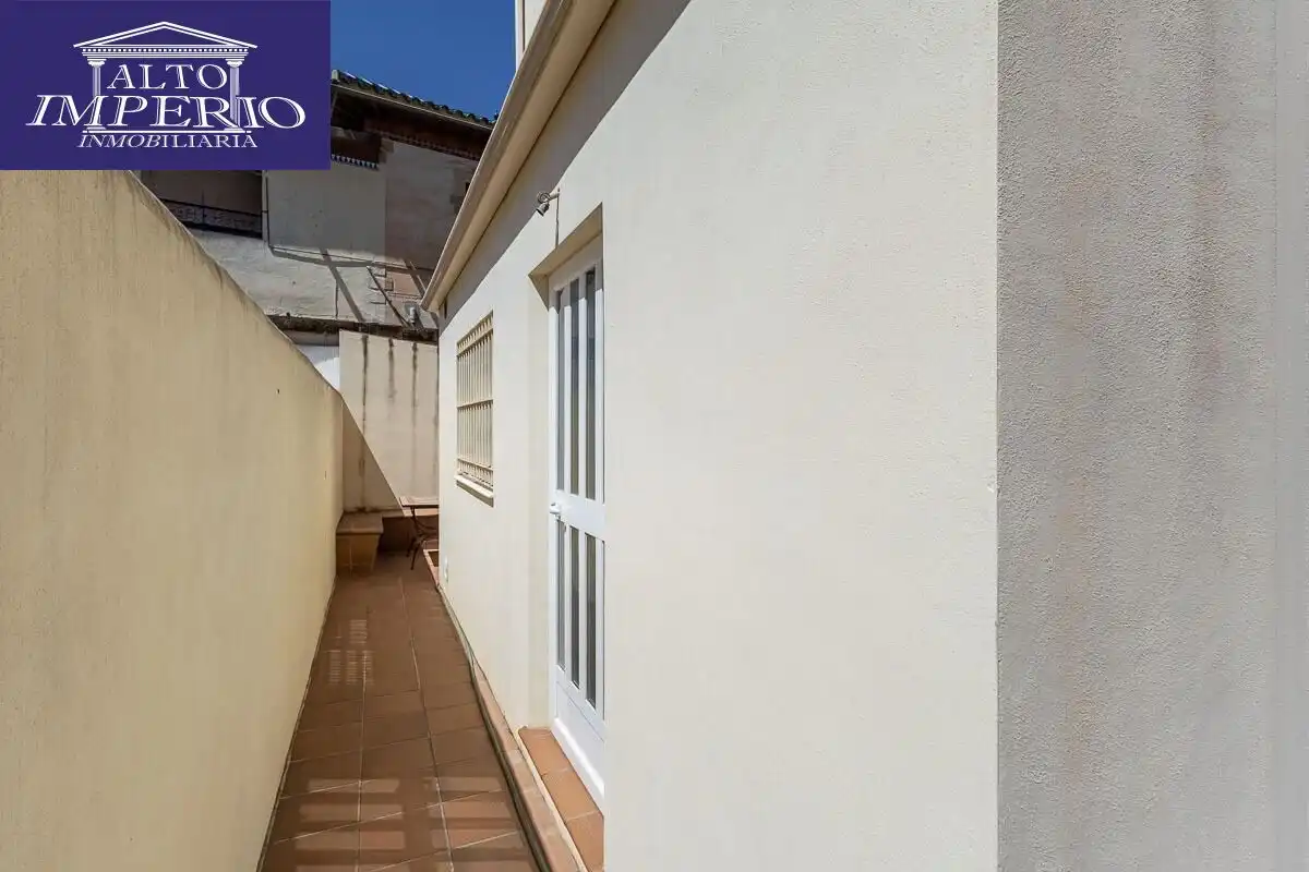 Exterior view of Houses for sale in Granada  with Air Conditioner, Heating and Private garden