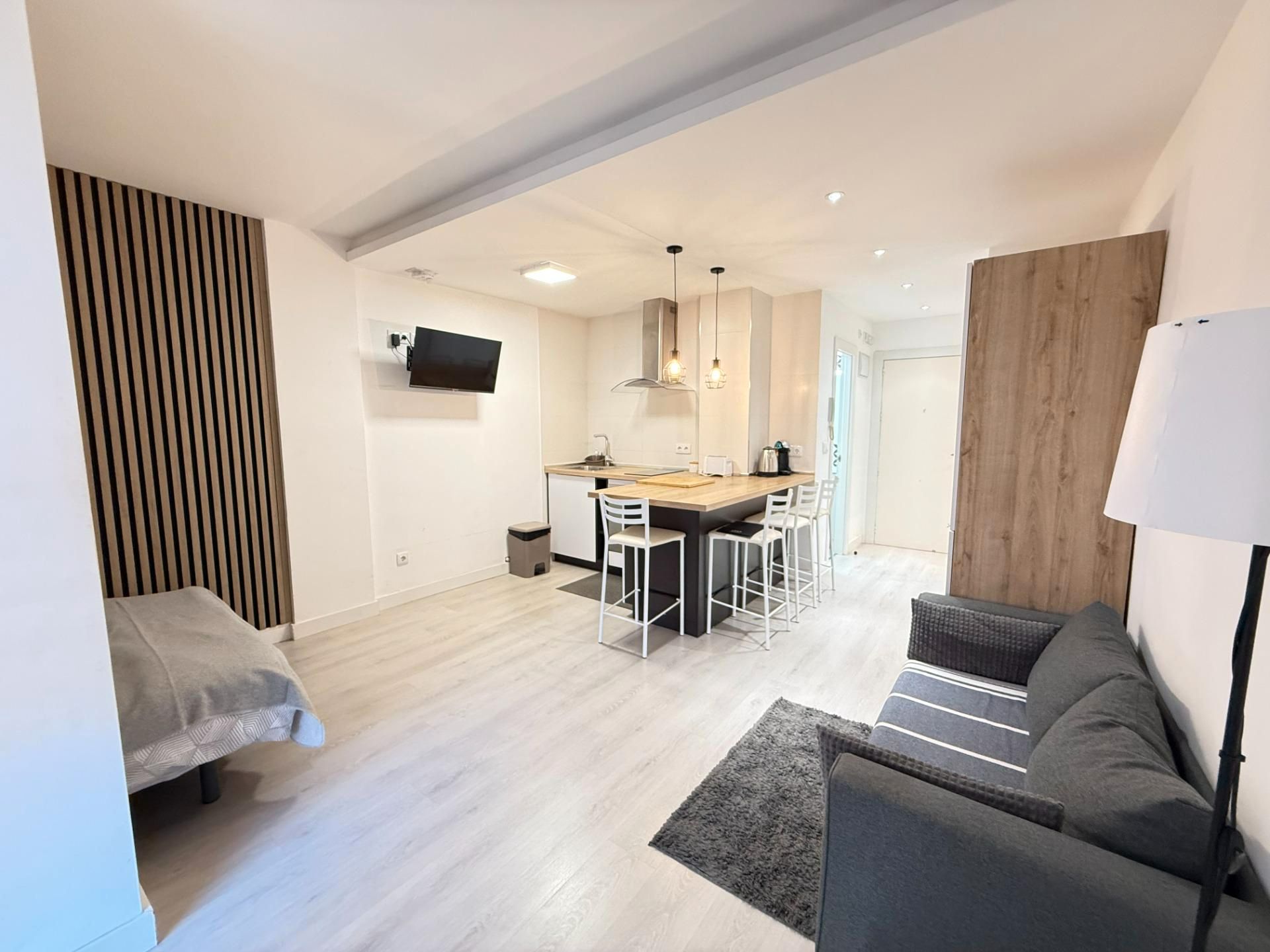 Estudi en venda a Calle Joven Pura, 10, Antonio Machado