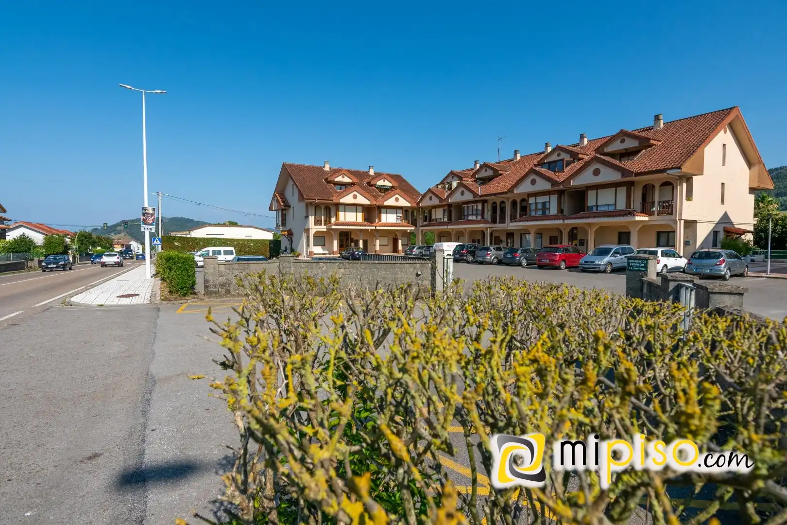 Parking de Piso en venta en Arnuero con Calefacción, Terraza y Amueblado