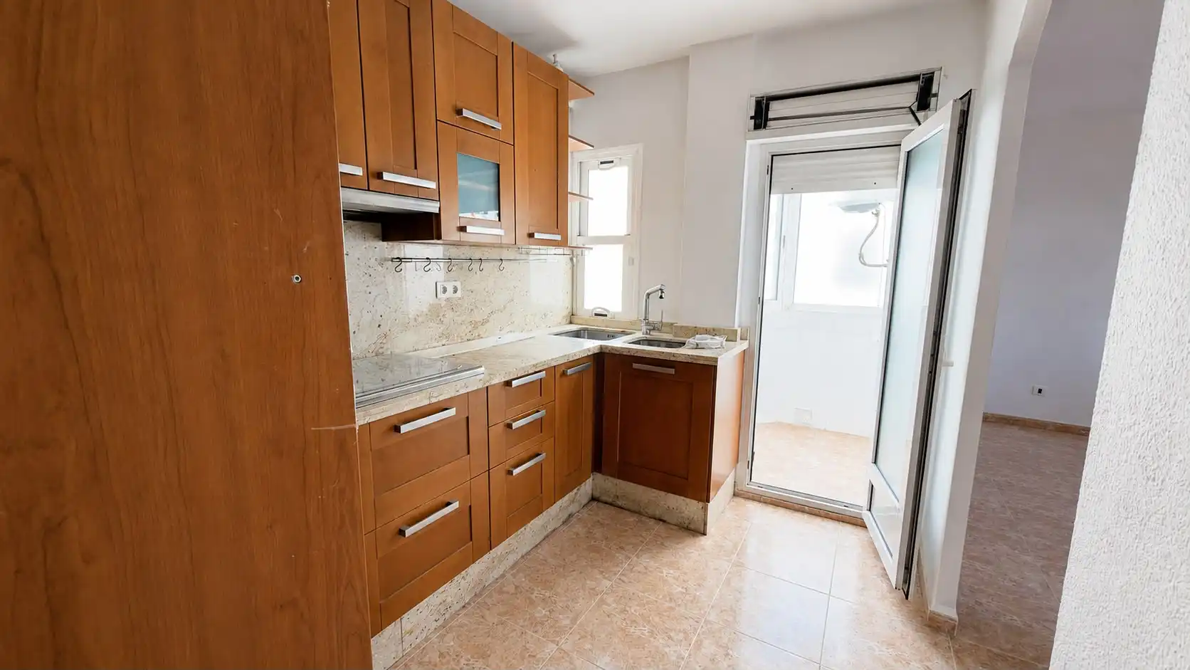 Cuina de Àtic en venda en Almería amb Terrassa i Traster