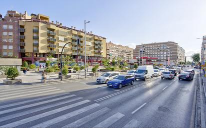 Exterior view of Premises for sale in  Granada Capital