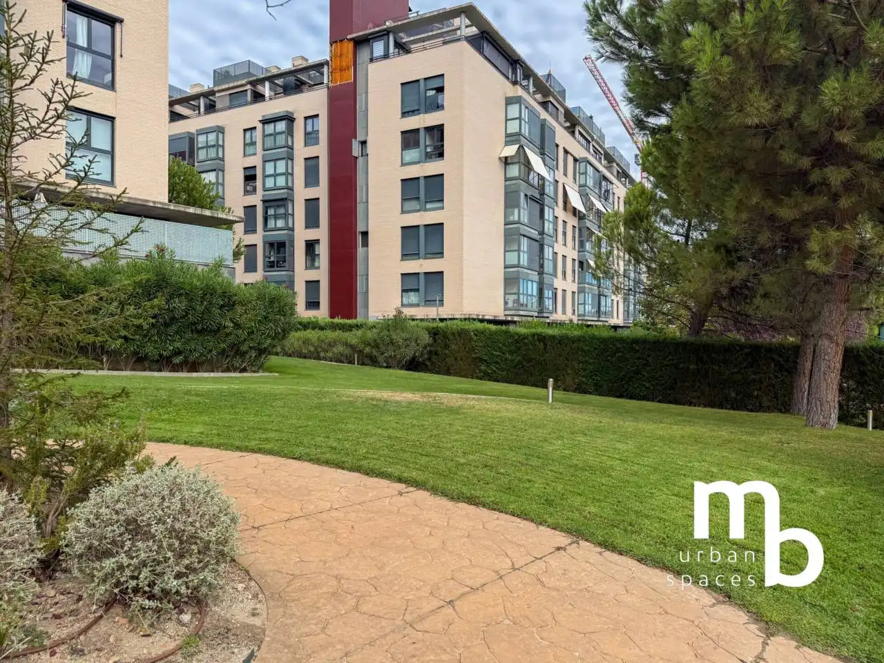 Exterior view of Flat for rent in Madrid  with Air Conditioner, Heating and Swimming Pool