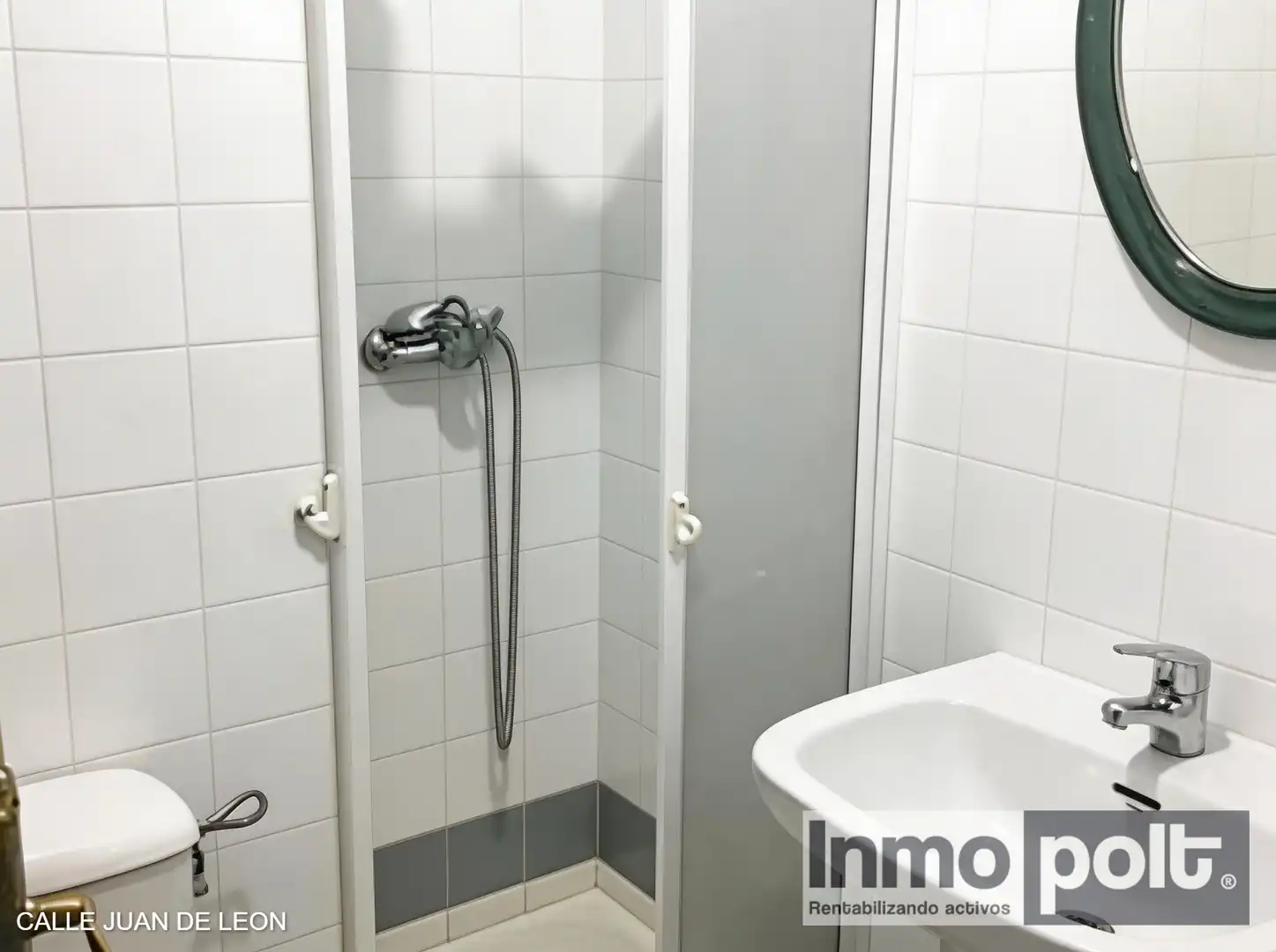 Bathroom of Flat for sale in Torre-Pacheco  with Oven and Washing machine