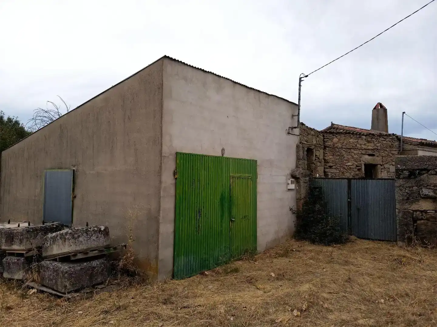 Pis en venda en Fariza amb Jardí privat