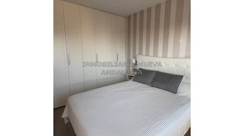 Foto 3 de Piso de alquiler en Oliveros - Altamira, Almería Capital