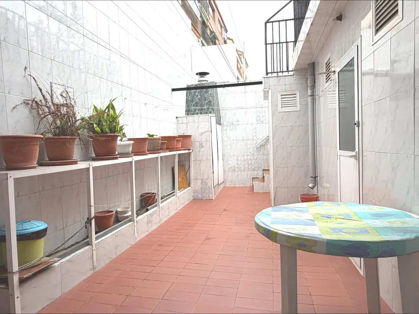 Terrasse von Erdgeschoss zum Verkauf in Centre
