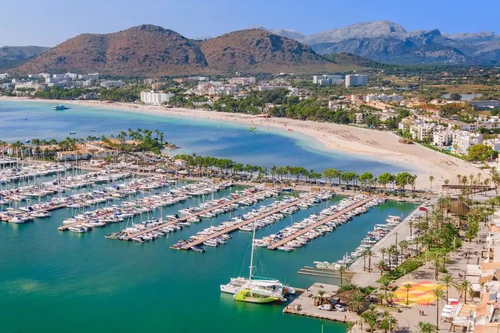 Vista exterior de Finca rústica en venda en Alcúdia amb Jardí privat