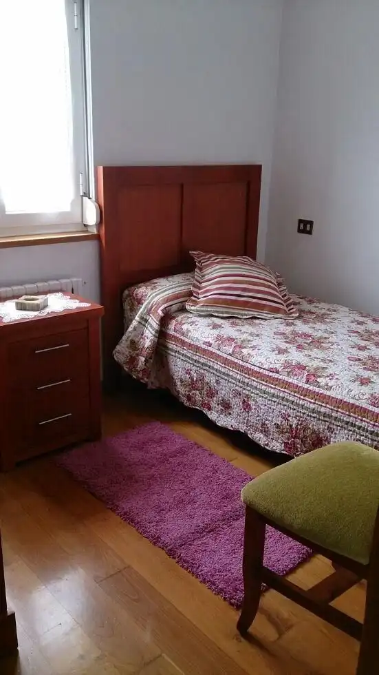Habitación de Finca rústica en venta en Tapia de Casariego con Calefacción, Jardín privado y Parquet