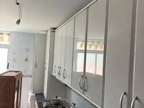 Cuina de Pis de lloguer en Granada amb Aire condicionat i Balcó