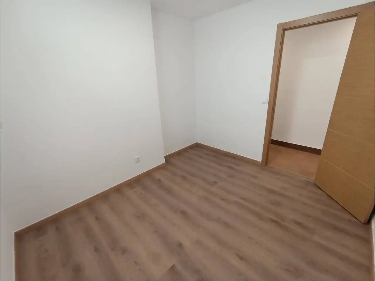 Flat for rent in Santiago de Compostela   with Parquet flooring, Terrace and Alarm
