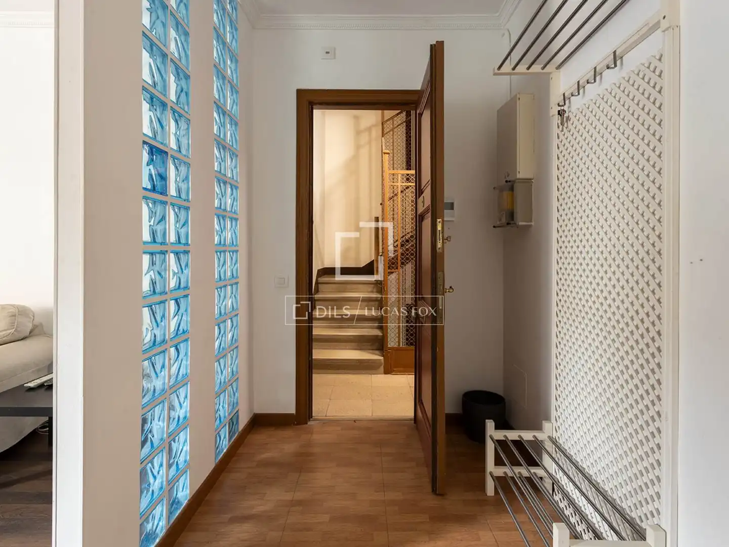 Piso en venta en Barcelona con Calefacción, Parquet y Amueblado